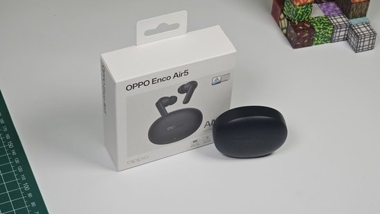 Oppo Enco Air5 review: Worth buying, but the Pro is worth considering
(HT Tech)