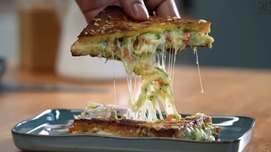 Chef Ranveer Brar shows how to make crispy masala cheese toast with and without eggs: See step-by-step preparation
