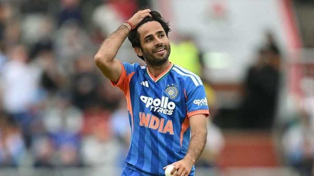 3rd T20I: Bishnoi set to be dropped as India look to play extra seamer