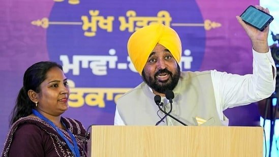 Punjab govt data shows over half of Mawan Dheeyan Satkar Yojana beneficiaries are aged 36–59
