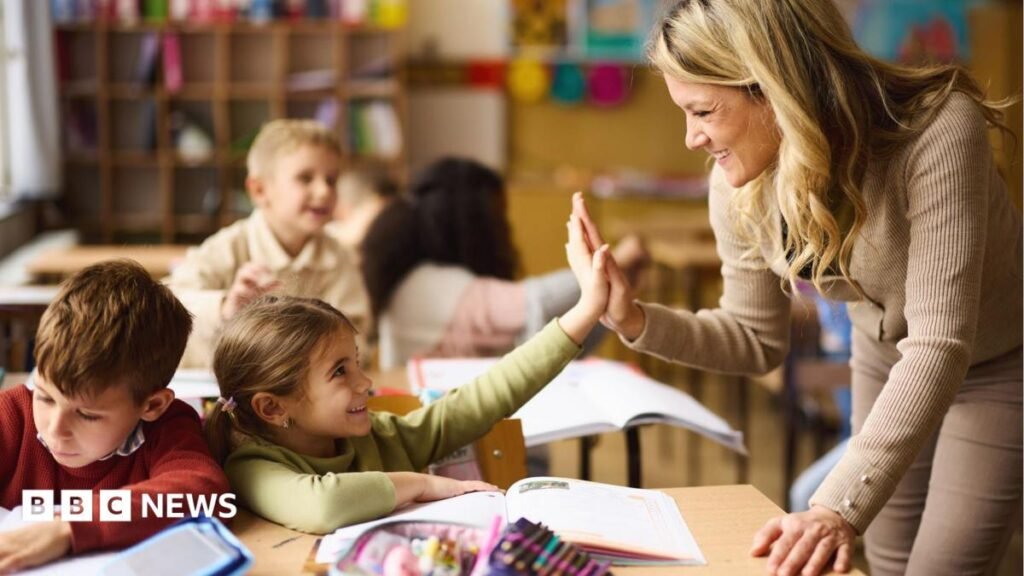 ‘I don’t want to seem tight’: How much should you give to the year-end teacher collection?
