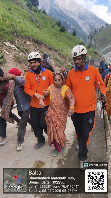 CRPF personnel go extra mile for Yatris