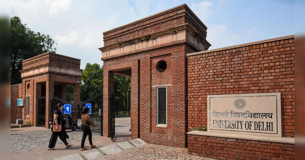 DU releases 1,370 seats under extra-curricular activities quota for UG admissions, ETEducation