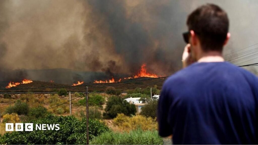 Spain wildfire: Blaze was ‘really frightening, unbelievably quick’, witnesses say