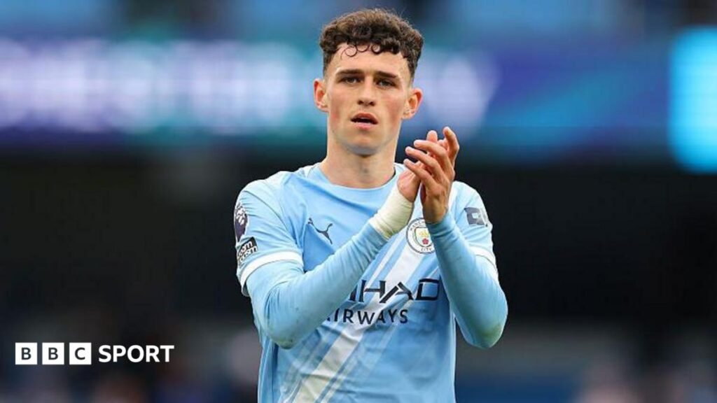 Phil Foden: Manchester City midfielder signs new four-year deal