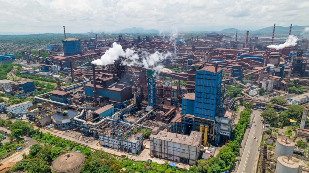 Manufacturing PMI slows to 54.2 in June, second-lowest in four years