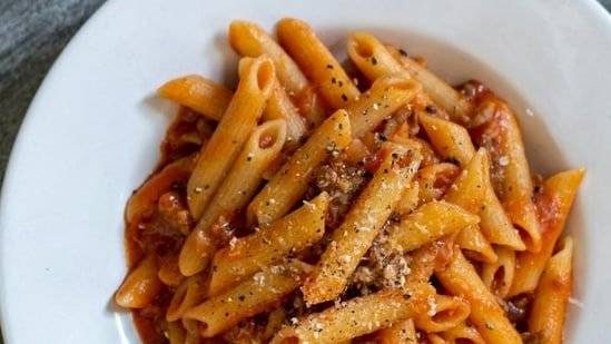 Can you really eat unlimited pasta for $100? Olive Garden’s Pasta Pass explained