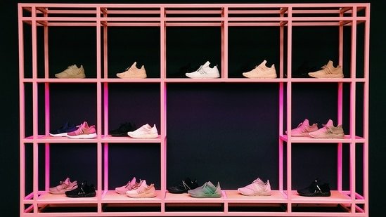 Sneakers for women that are actually worth wearing every day; 8 stylish picks