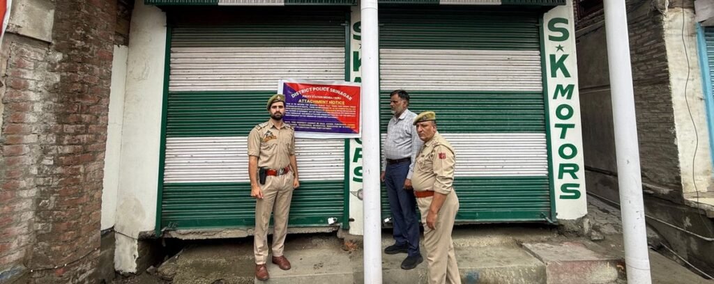 Srinagar Police Attach Properties Worth ₹1.05 Crore Belonging to Alleged Drug Peddlers Under Nasha Mukti J&K Abhiyan