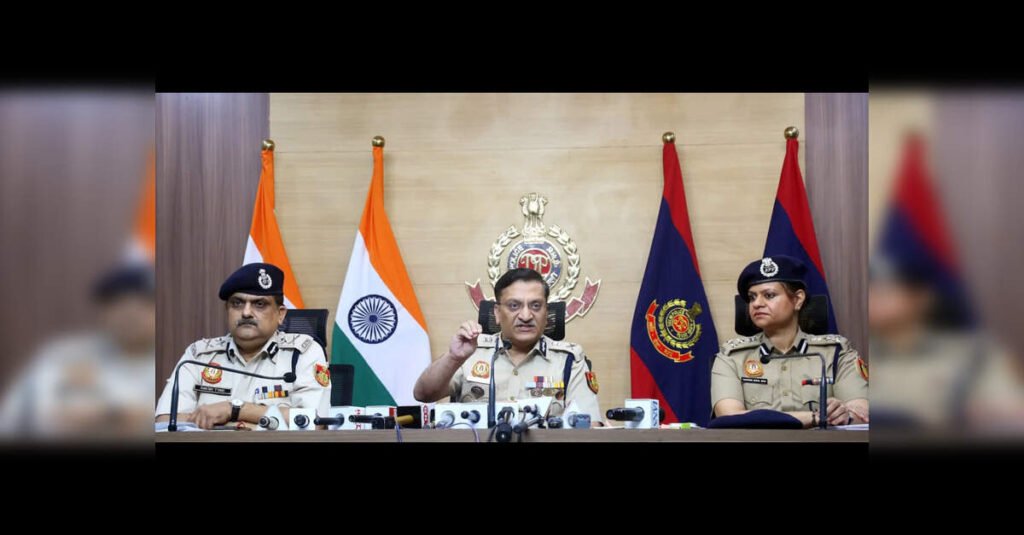 Delhi Police Busts Fake Educational Certificate Racket, Three Arrested, ETEducation