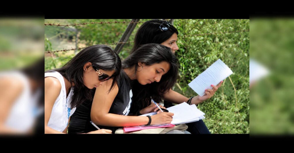 TN appoints district-level facilitation officers to help students avail of education loans, ETEducation
