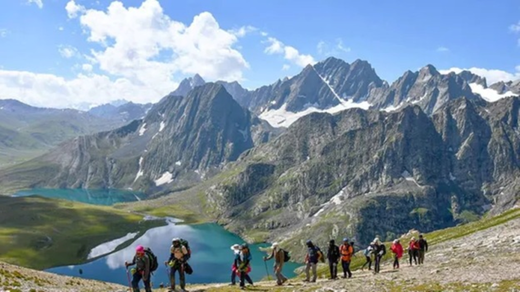 Rising tourist footfall test Kashmir’s fragile mountain destinations
