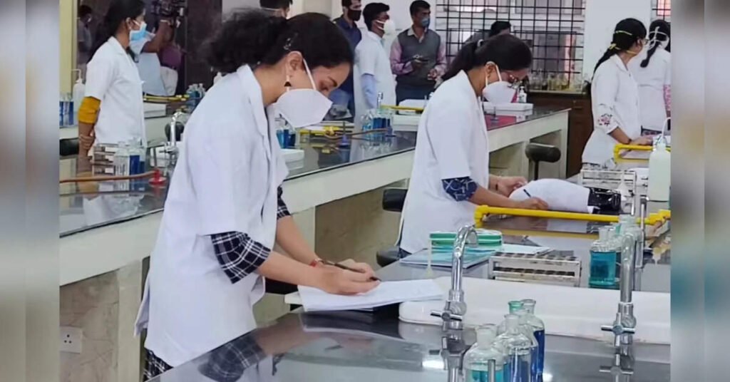 With 15,395 MBBS seats, Karnataka now leads medical education race, ETHealthworld