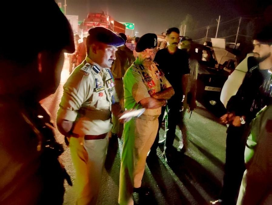 DGP Nalin Prabhat Reviews Security Arrangements Across Srinagar