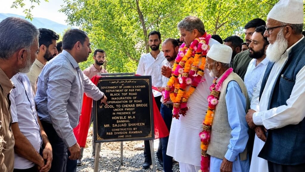 MLA Sajjad Shaheen lays foundation stone of 34.41 Lakh Panchayat Ghar at Lamber