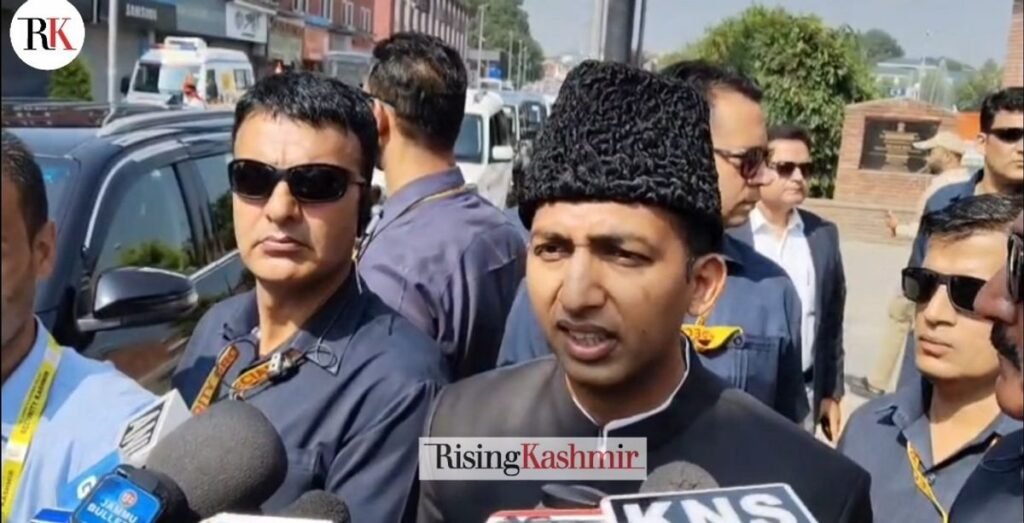 Div Com Kashmir invites people to Bakshi Stadium
