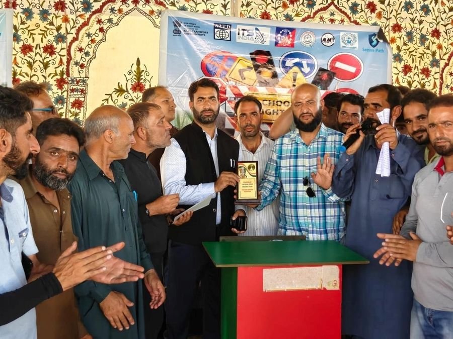 Road safety awareness program held at Anantnag Railway Hub