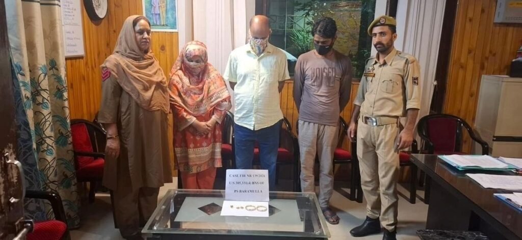 Police crack theft case in Baramulla