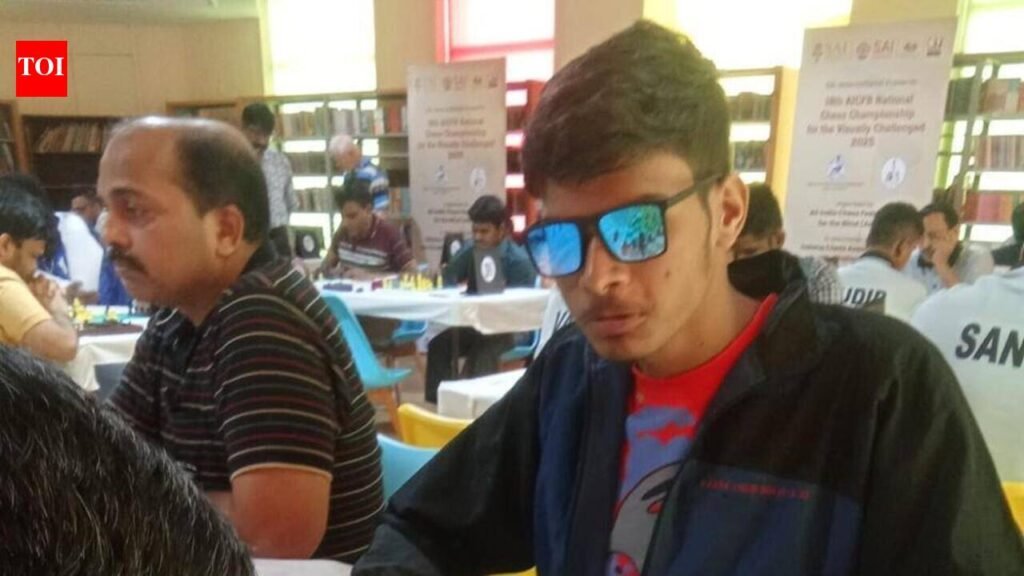 2 pals with vision problems see off sighted chess rivals at GU tourney | Ahmedabad News