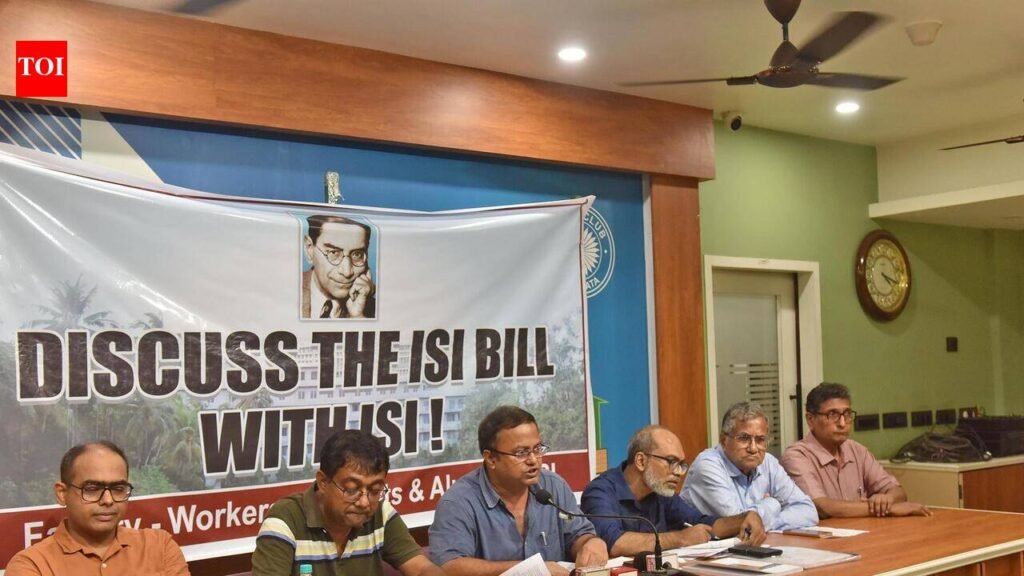ISI faculty, students want discussions on Bill | Kolkata News