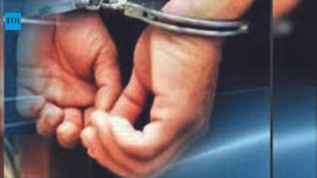 Mumbai Police Arrest Uttar Pradesh Gang Leader Wanted in Multiple Cases | Mumbai News
