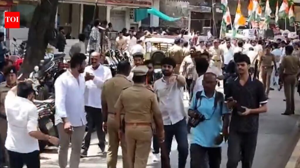 Congress workers detained while protesting E20 fuel outside Gadkari’s residence: Watch | India News