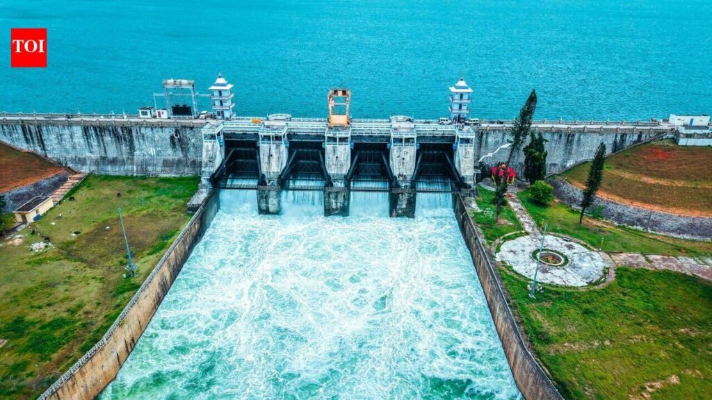 KRS crosses 100ft mark, Kabini releases 27k cusecs water | Mysuru News