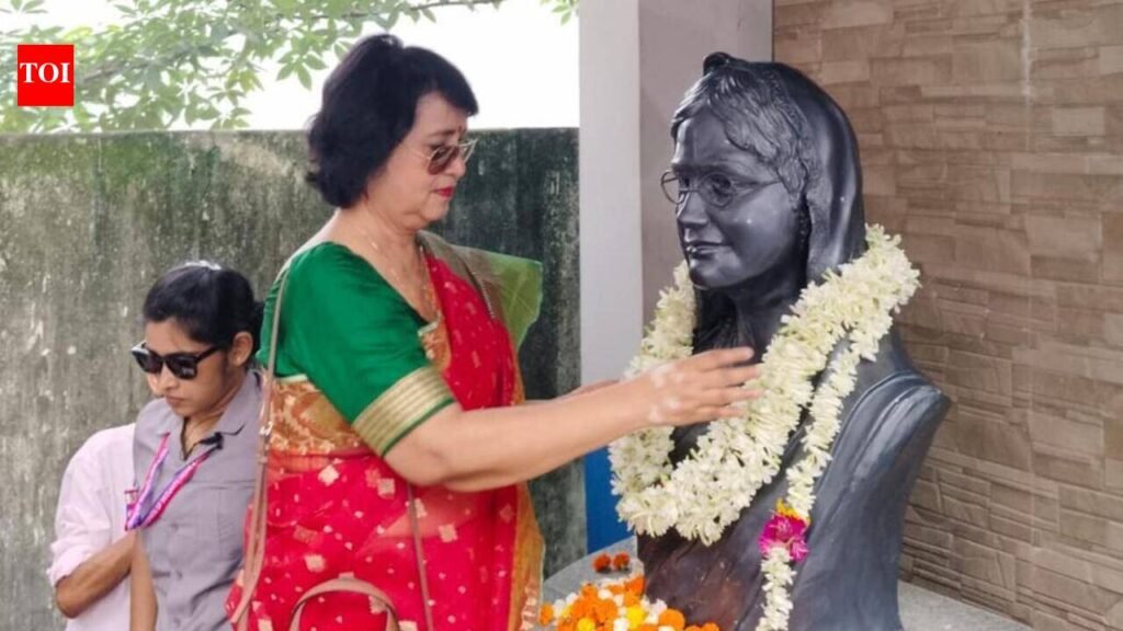 I support Hasina, banning Awami League not right: Taslima | Kolkata News