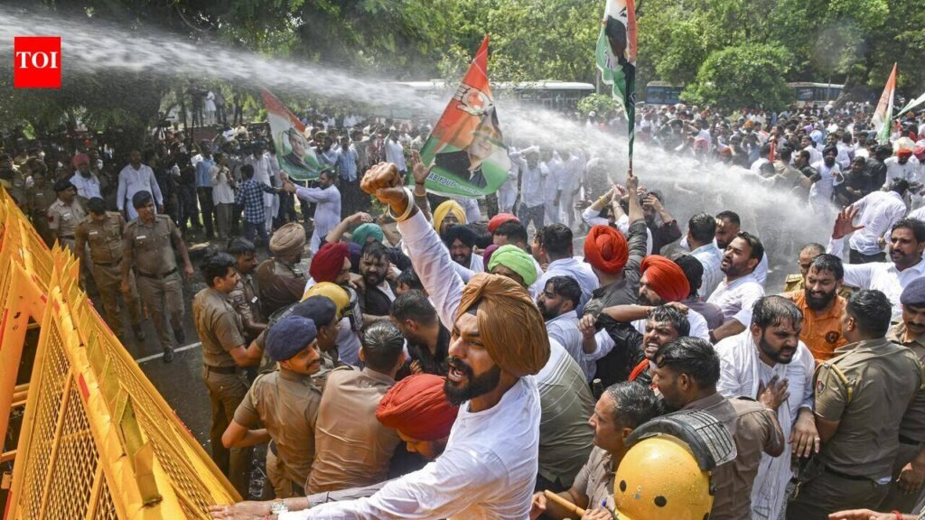 Punjab Youth Congress holds protest against paper leaks, recruitment scams | Chandigarh News