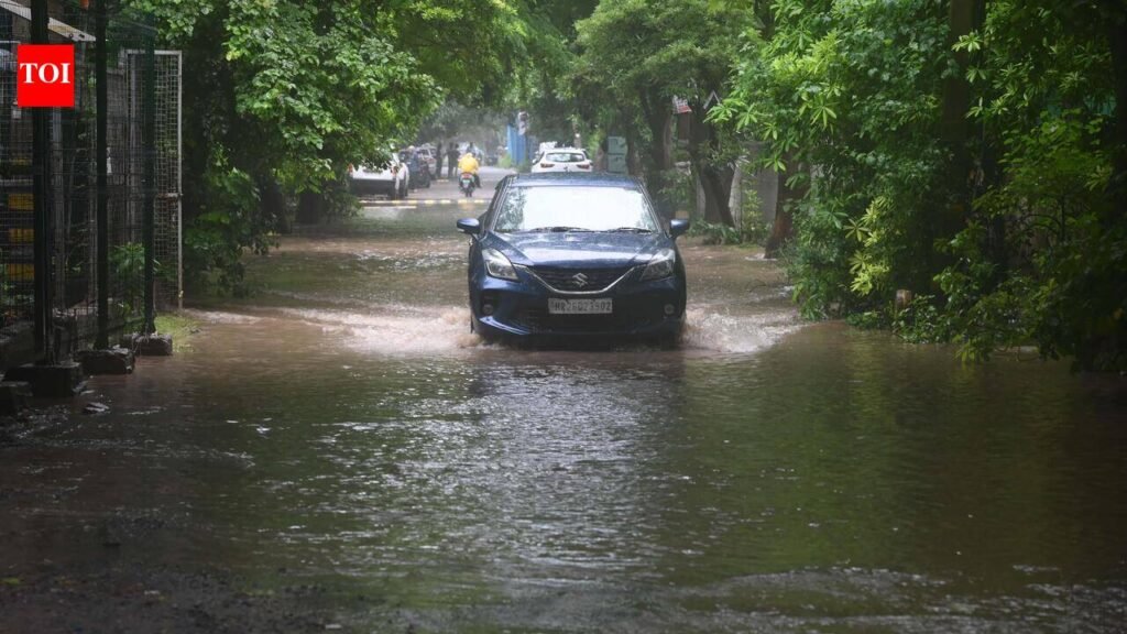 It’s a repeat: Flooded roads, stranded vehicles and hours-long commutes in Gurgaon | Gurgaon News