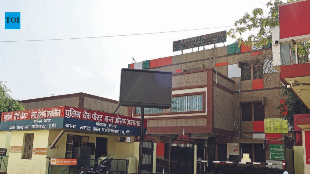 ‘I begged two Ghaziabad hospitals to treat my daughter. They flatly refused. She died in my arms’ | Noida News