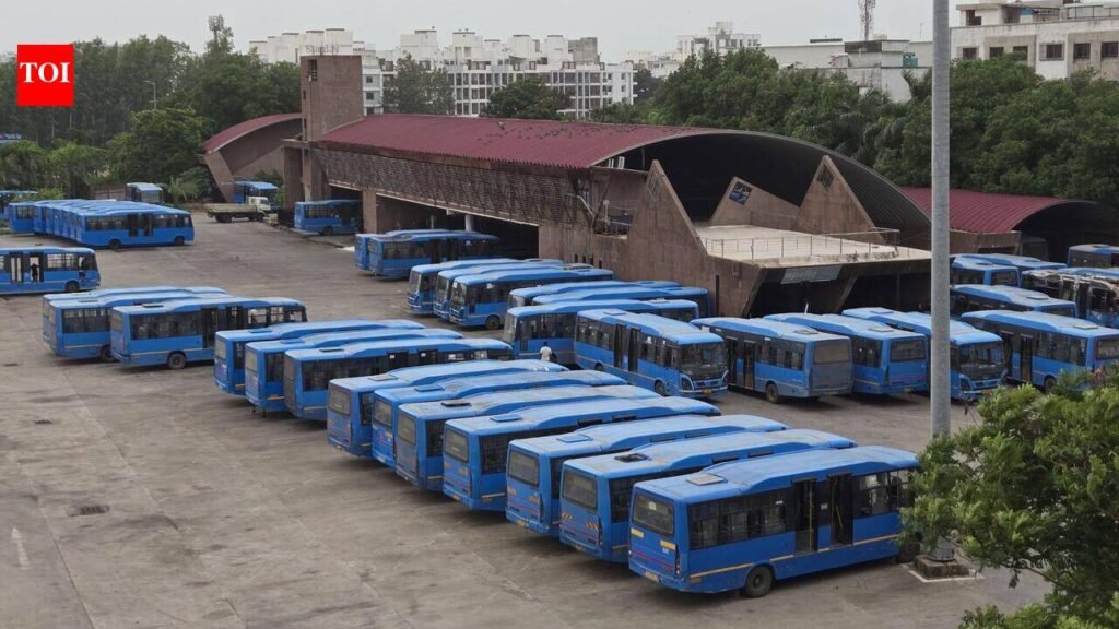 Bus shortage disrupts public transportation in city | Surat News