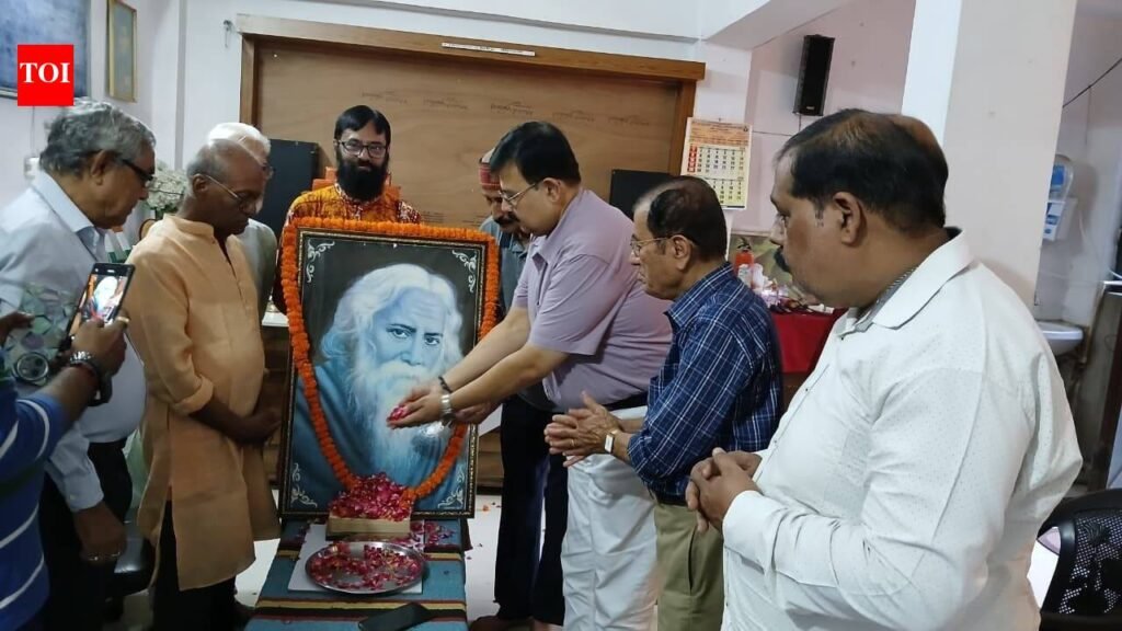 Tributes pour in on death anniv of Rabindranath Tagore | Varanasi News