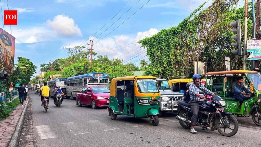Jam concern as Garia Station Road shuts for 3 months | Kolkata News