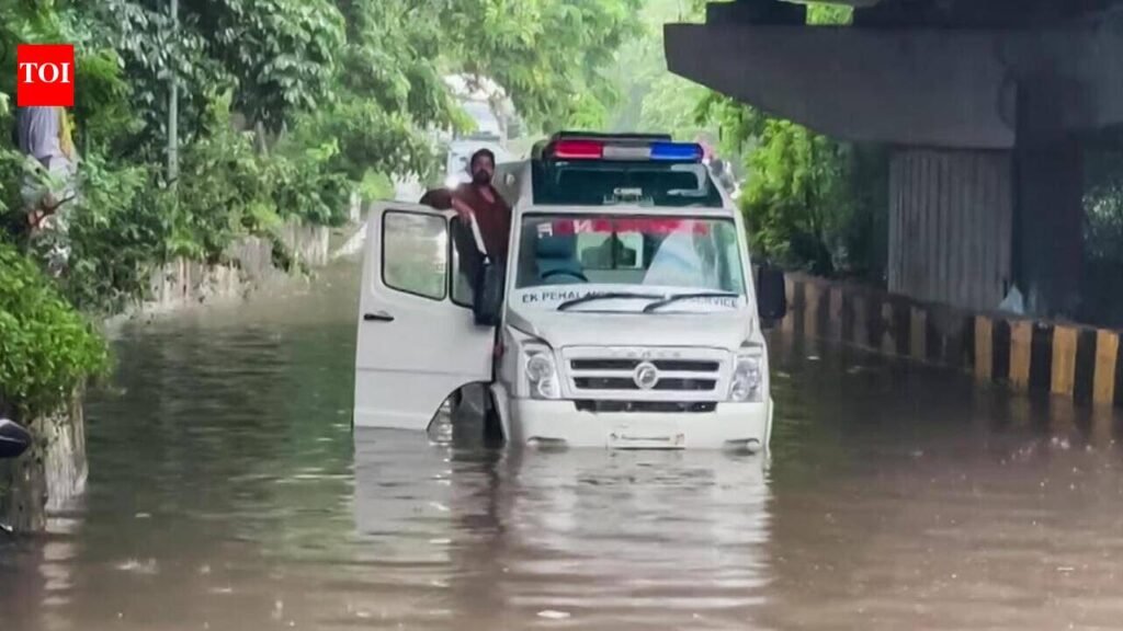 Rain floods Noida, leaves ambulance stranded under Mahamaya flyover for 30 mins | Noida News