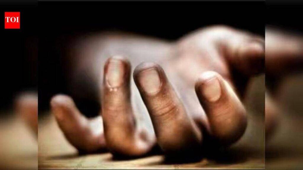 Teacher shot on way to school in North Dinajpur | Kolkata News
