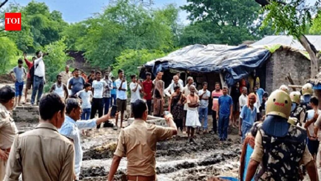 Encroachments removed from gram sabha land amid protest by villagers | Kanpur News