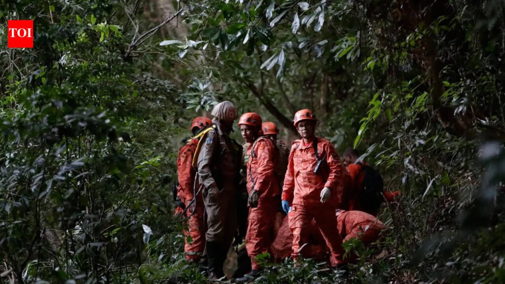 Four killed in helicopter crash in Rio de Janeiro