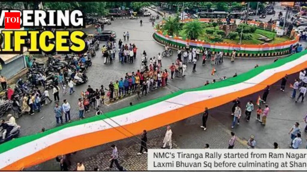 On Kranti Din, Citizens Carry 700M Tricolour With Pride & Patriotic Zeal | Nagpur News