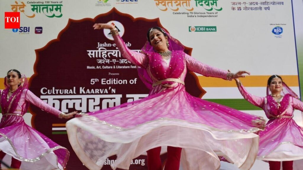 Cultural Karwaan delights with dance, ghazal, qawwali | Lucknow News
