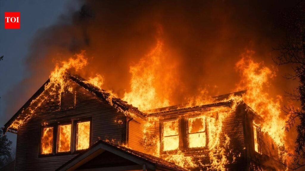 98-year-old elderly woman, 78-year-old son found charred to death in house | Thiruvananthapuram News