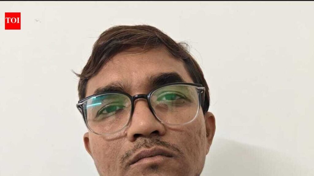 Two held for taking bribe from PM Awas Yojana beneficiary | Vadodara News