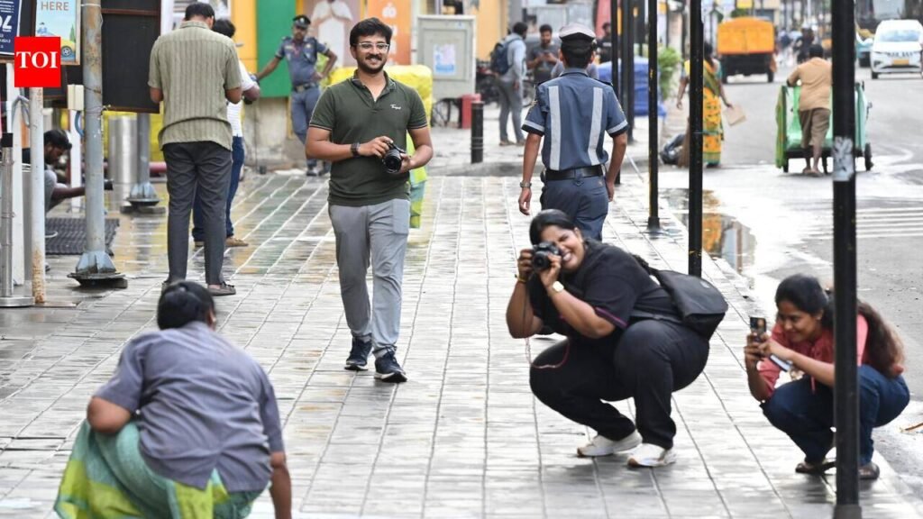 Photo enthusiasts hit the streets to click vibrant hues of of Coimbatore | Coimbatore News