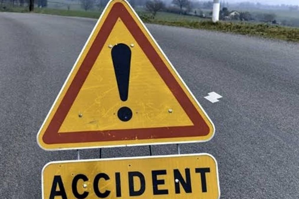 Bike Rider Killed, 4 Others Injured In Achabal Road Accident