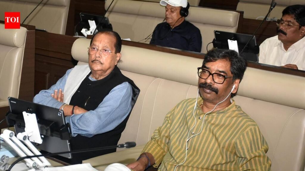 CAG flags gaps in housing, tap water and rural job schemes | Ranchi News