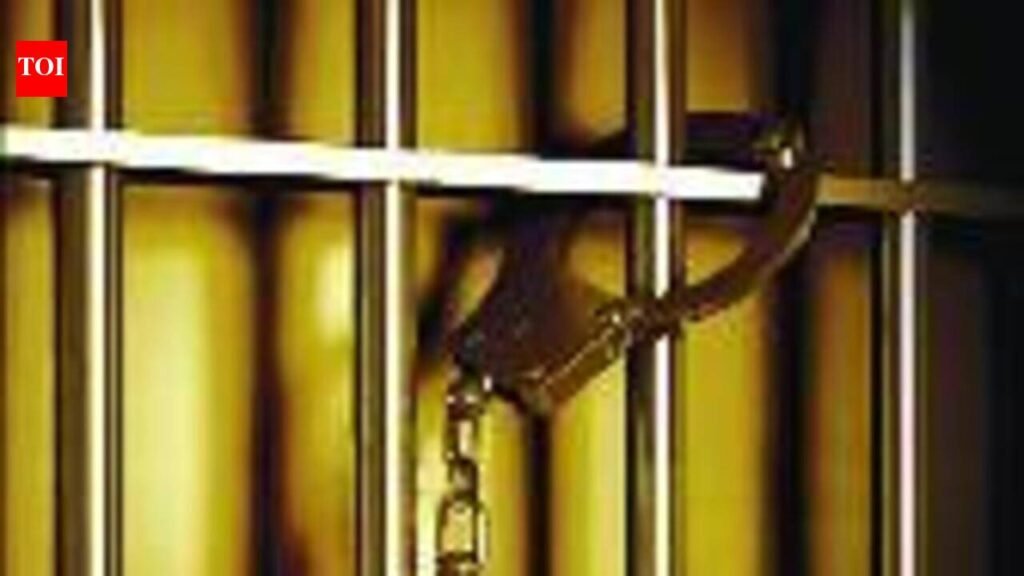 4 cops suspended after Pocso accused commits suicide in police station | Kanpur News