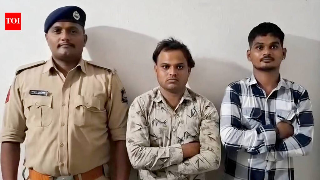 Two men arrested for drinking liquor | Vadodara News