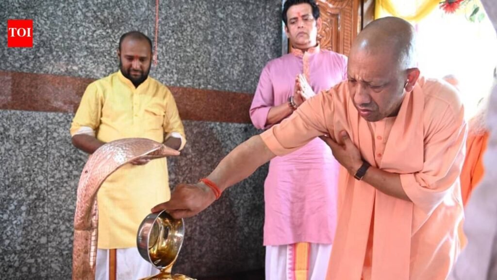 With ‘Rudrabhishek’ Yogi prays for public welfare at Mansarovar temple | Varanasi News