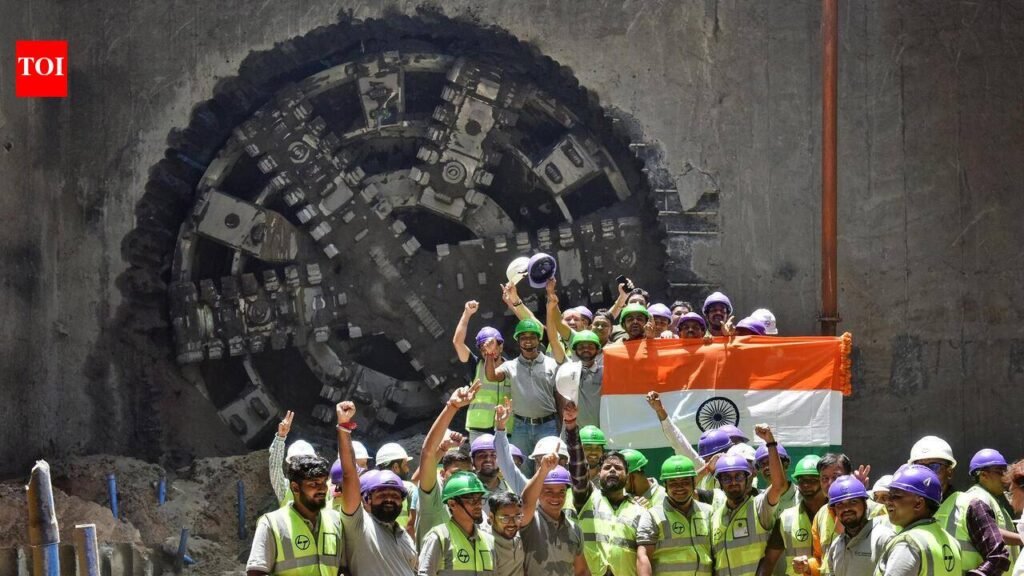 First phase of Purple Line tunnelling ends, TBM Divya bores its way to Victoria station | Kolkata News