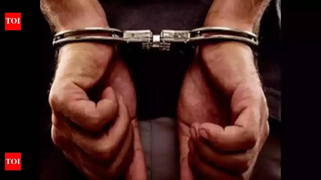 Extortion bid foiled, 4 linked to int’l gangster arrested | Chandigarh News
